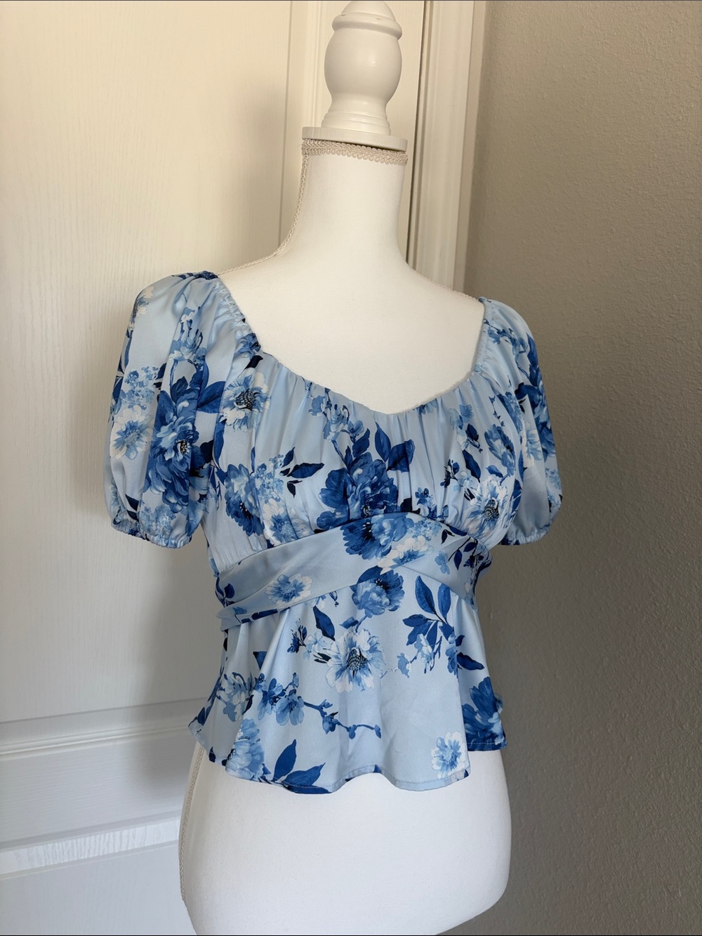 Altered State Light Blue Floral Puff-Sleeve Peplum Top with zipper